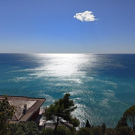 A & M House Apartment Moneglia Luaran gambar