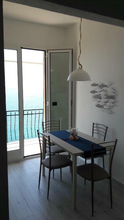 A & M House Apartment Moneglia Luaran gambar